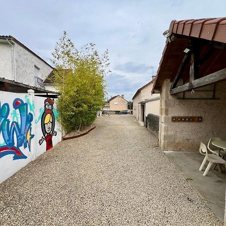 Chez Marcel - Maison 3 Chambres Lussac-les-Châteaux Eksteriør billede