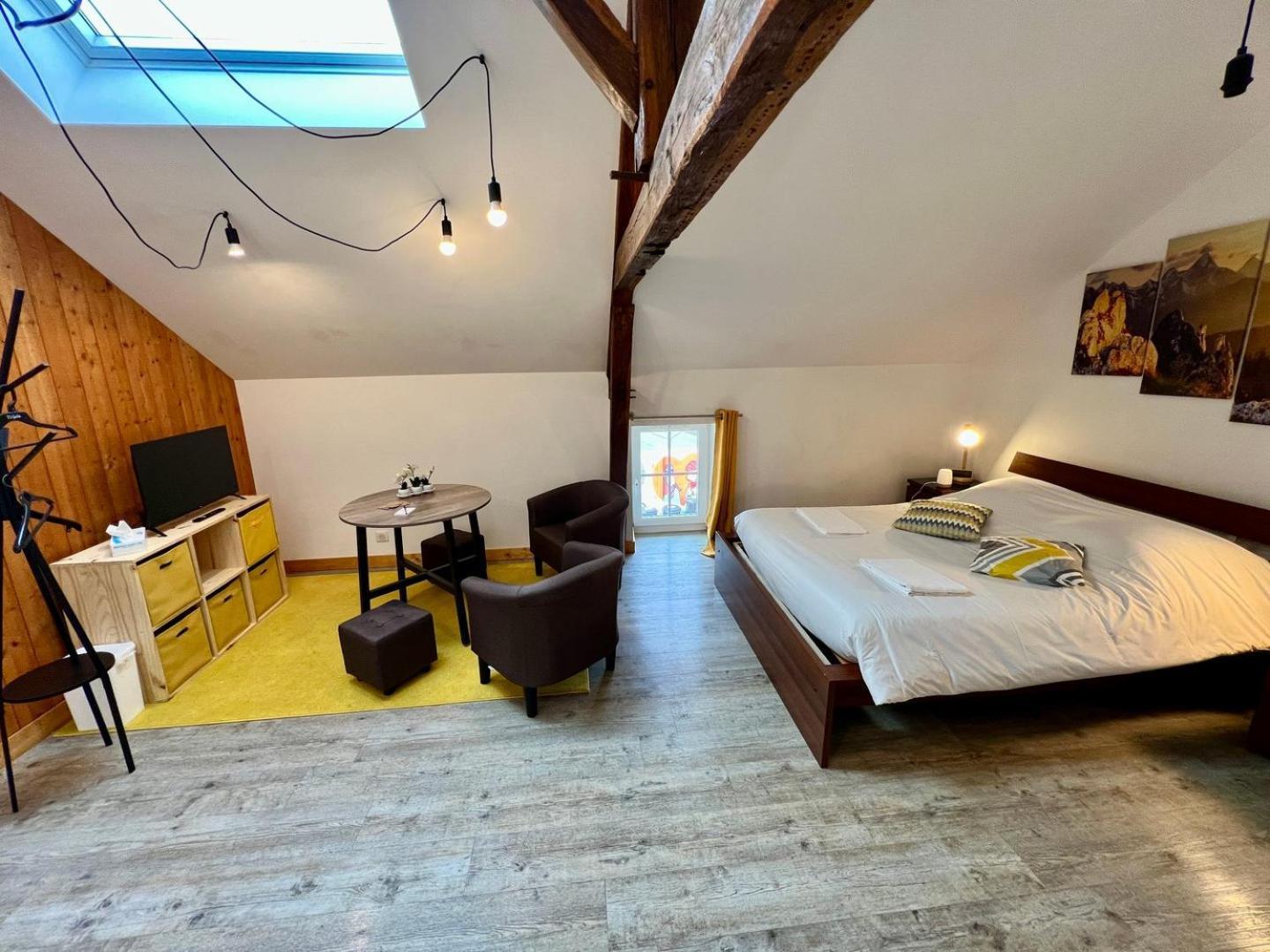 Chez Marcel - Maison 3 Chambres Lussac-les-Châteaux Eksteriør billede