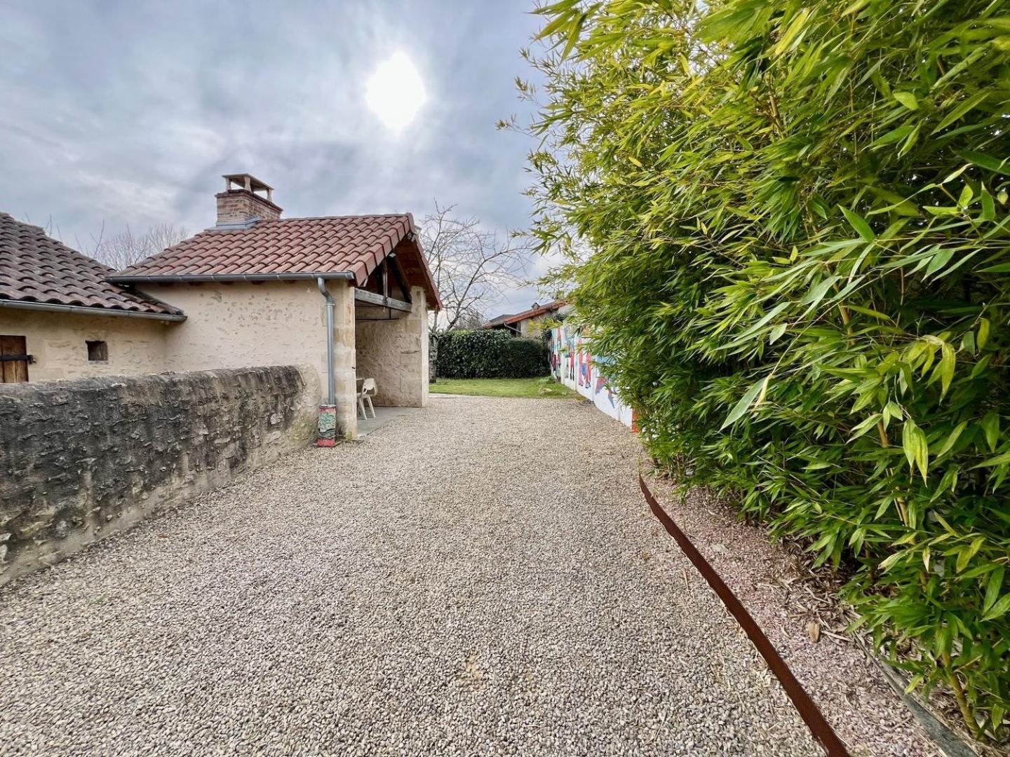 Chez Marcel - Maison 3 Chambres Lussac-les-Châteaux Eksteriør billede